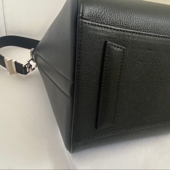 Givenchy Medium Antigona Goatskin - Picture 6 of 16